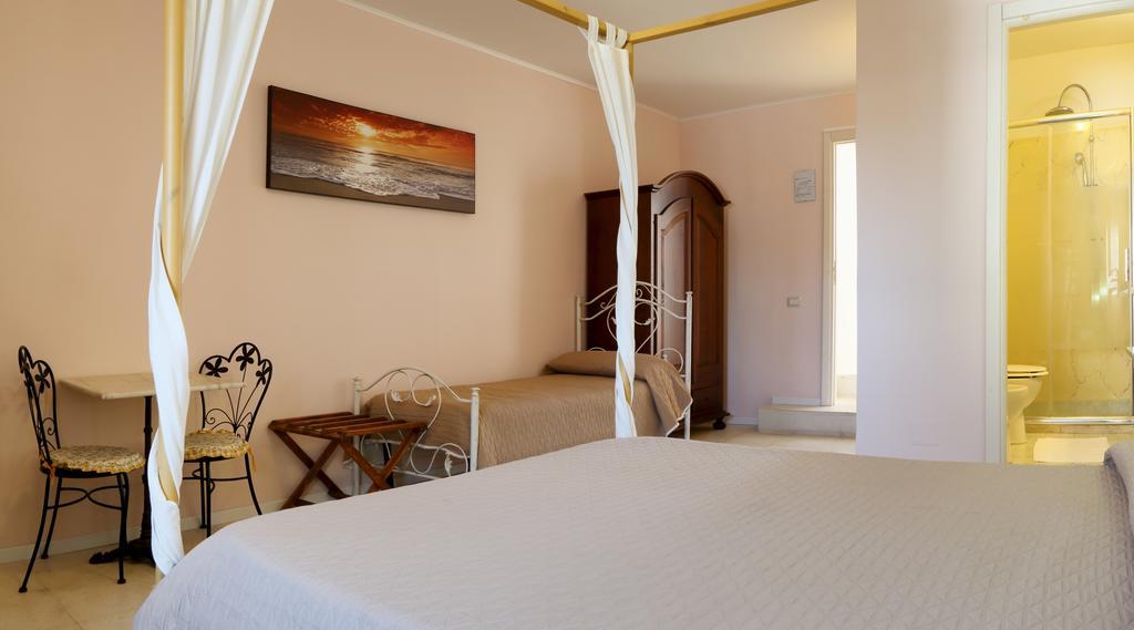 B&B Dimora Muzio And Restaurant Gallipoli Ngoại thất bức ảnh