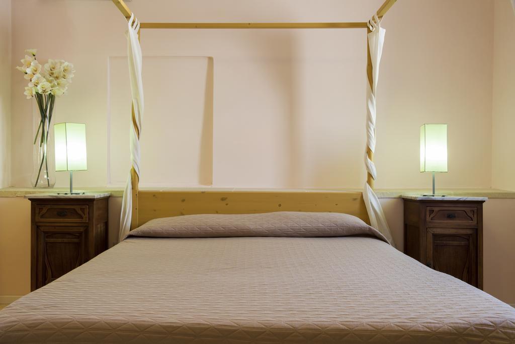B&B Dimora Muzio And Restaurant Gallipoli Ngoại thất bức ảnh
